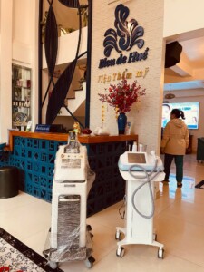 Chuyển giao máy Laser CO2 Fractional Pentagon Hàn Quốc ✅ | Phòng Khám Bleu De Huế & HPMED