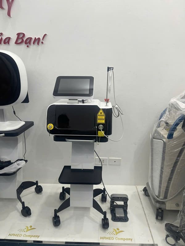 Máy Laser 980nm HPmed: Giải pháp tối ưu cho điều trị giãn mao mạch