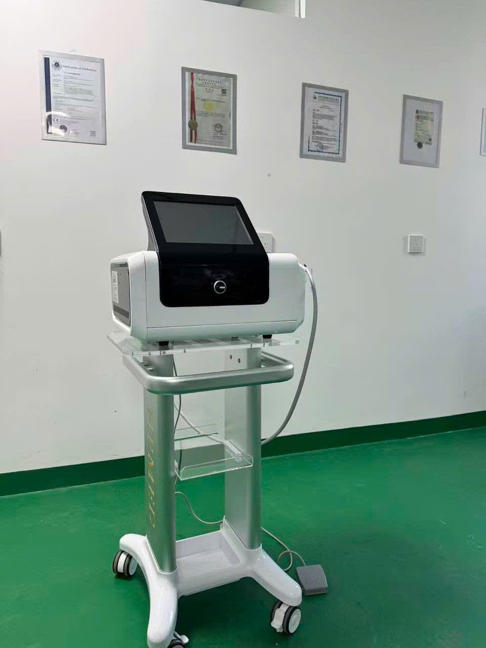 Máy Plasma Cold – Công Nghệ Plasma Lạnh Chăm Sóc Da Chuyên Sâu