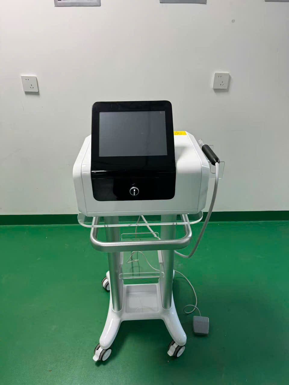 Máy Plasma Cold – Công Nghệ Plasma Lạnh Chăm Sóc Da Chuyên Sâu