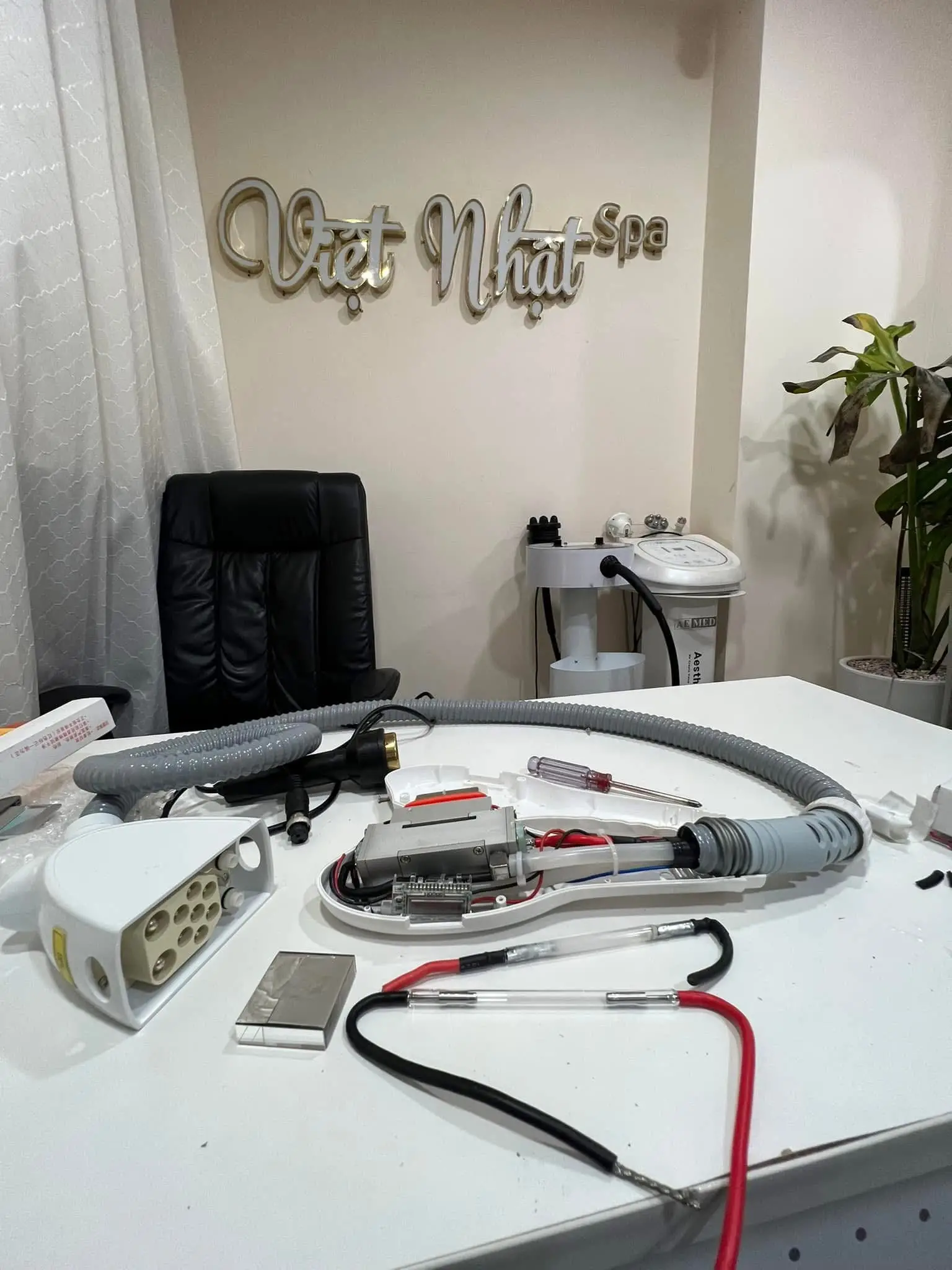 Sửa Máy Triệt Lông Tiền Giang – Dịch Vụ Chuyên Nghiệp, Nhanh Chóng 2025