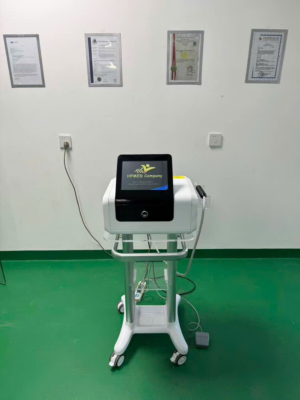 Máy Plasma Cold – Công Nghệ Plasma Lạnh Chăm Sóc Da Chuyên Sâu